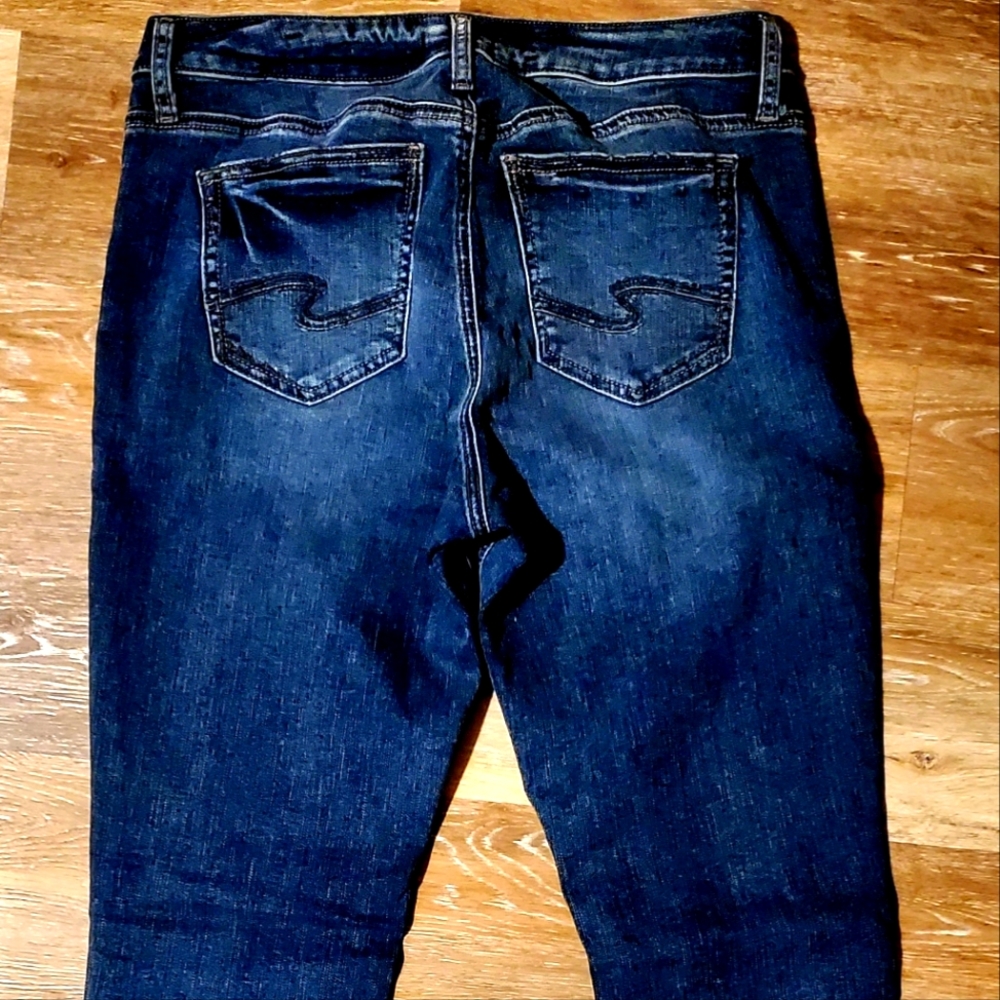 Silver Elyse Mid Rise Straight Leg Stretch Jeans